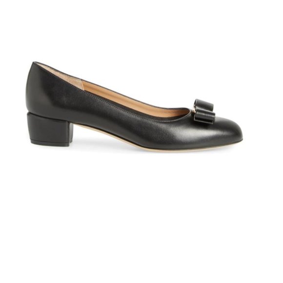 New! Salvatore Ferragamo Vara gold bow leather shoes - Picture 6 of 10